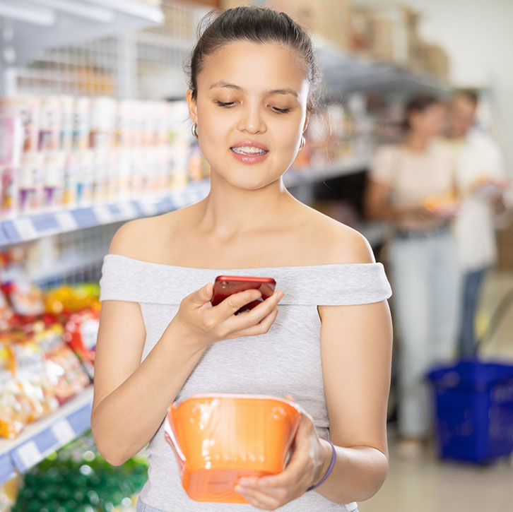 GenZ grocery shopper