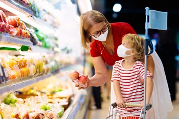 shoppers with masks